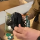 Imagen para el artículo titulado Ucrania intercepta un dron ruso y lo abre en un vídeo. Sus componentes son una sorpresa